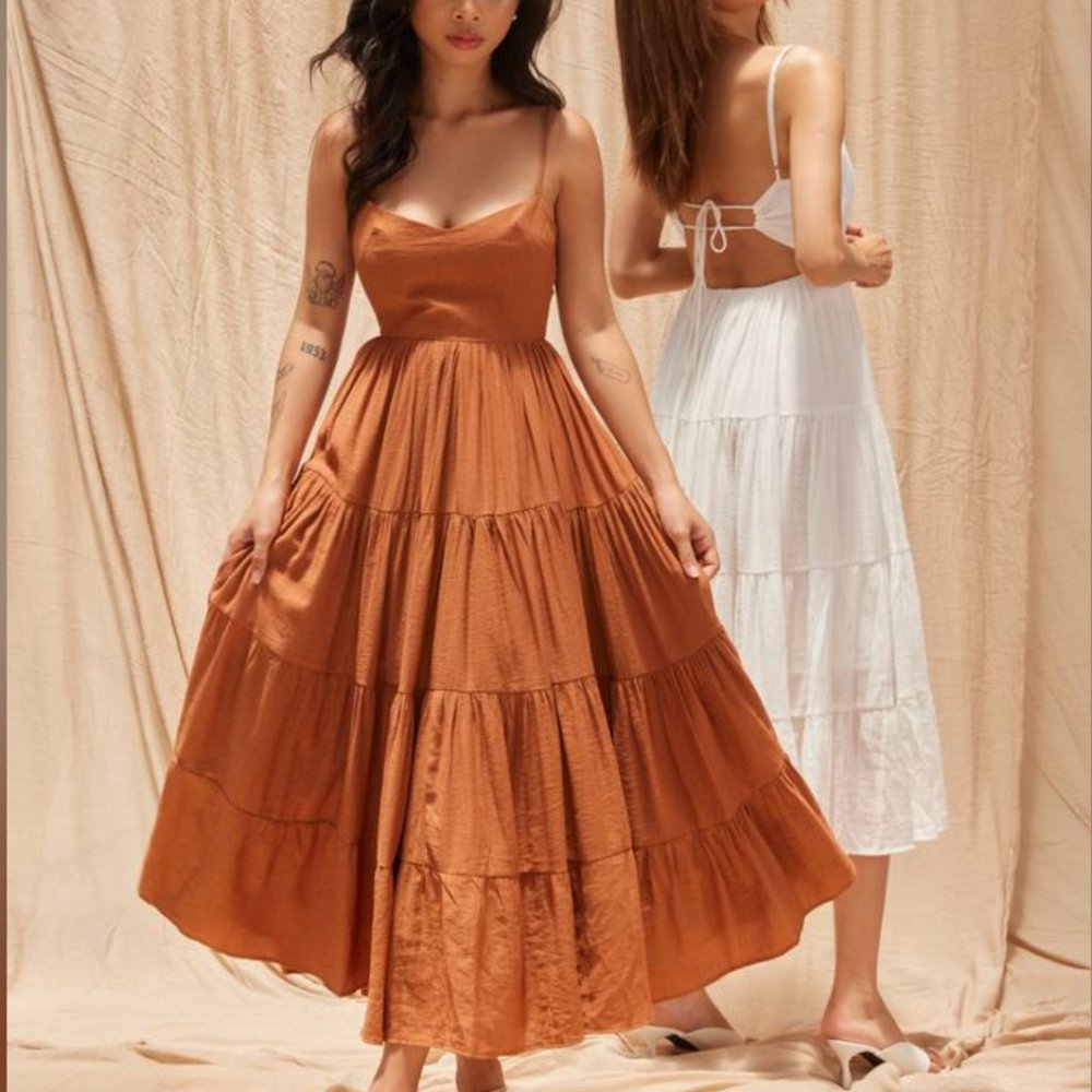 Daphale Studios Eira Dress – Rust Orange